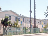 10600 S. Inglewood Blvd. in Inglewood, CA - Foto de edificio - Building Photo