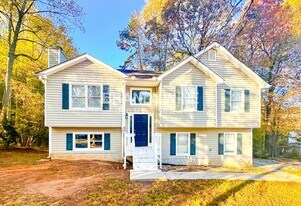 108 Wesley Mill Ridge in Villa Rica, GA - Building Photo