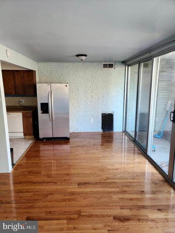 property at 1830 Metzerott Rd