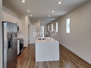 510 Silverbell Fls Pl in Henderson, NV - Building Photo - Building Photo