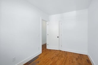 724 Dickinson St in Philadelphia, PA - Building Photo - Building Photo