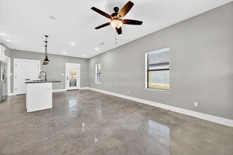 1431 S 7th Ave in Denison, TX - Building Photo - Building Photo