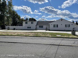 404 Deal Rd in Ocean Township, NJ - Building Photo