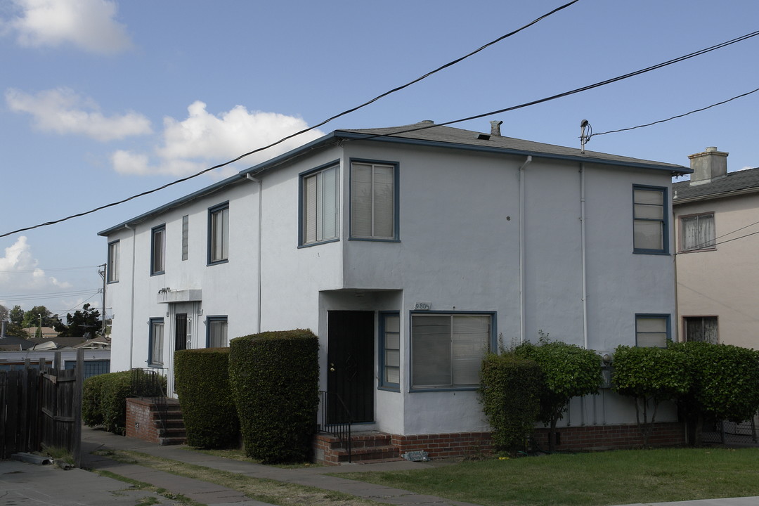 9803 Elmar Ave in Oakland, CA - Building Photo