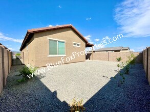 10623 W Harrigan Dr in Marana, AZ - Building Photo - Building Photo