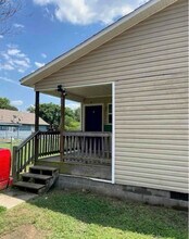 1615 S U St in Fort Smith, AR - Foto de edificio - Building Photo