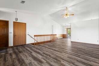 652 Millbrook Dr in Neenah, WI - Building Photo - Building Photo