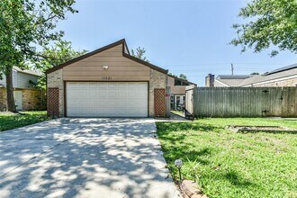 16031 Birch Vale Dr in Houston, TX - Building Photo - Building Photo