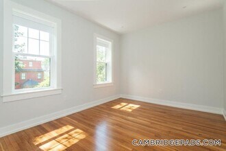 16A Forest St. in Cambridge, MA - Building Photo - Building Photo