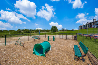 Eagle’s Point Apartment Homes in Fort Worth, TX - Building Photo - Building Photo