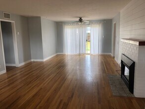 856 Moss Ave in Chico, CA - Building Photo - Building Photo