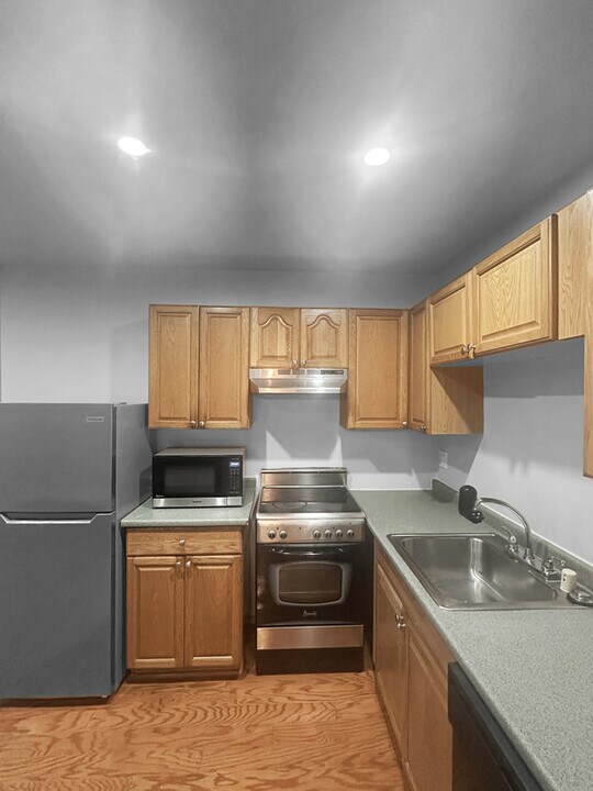 1001 St Paul St in Baltimore, MD - Building Photo