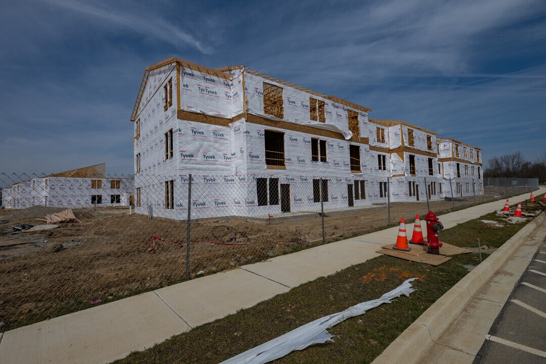 Authentix Huber Heights in Huber Heights, OH - Foto de edificio