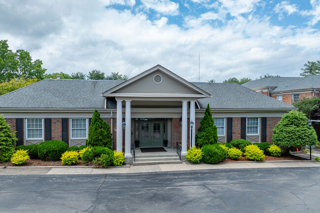 The Hillwood Condominiums in Nashville, TN - Foto de edificio - Building Photo