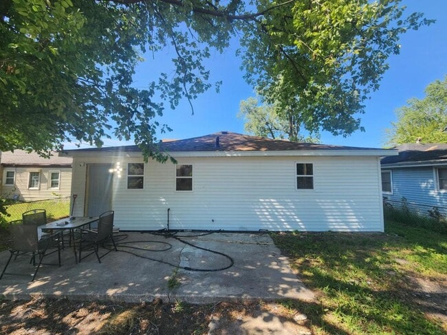 1421 E 35th Ct in Gary, IN - Building Photo - Building Photo