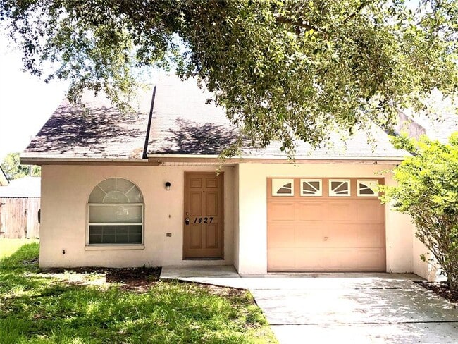 property at 1427 Shirley Dr