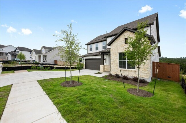 694 Iron Willow Lp in Dripping Springs, TX - Building Photo - Building Photo