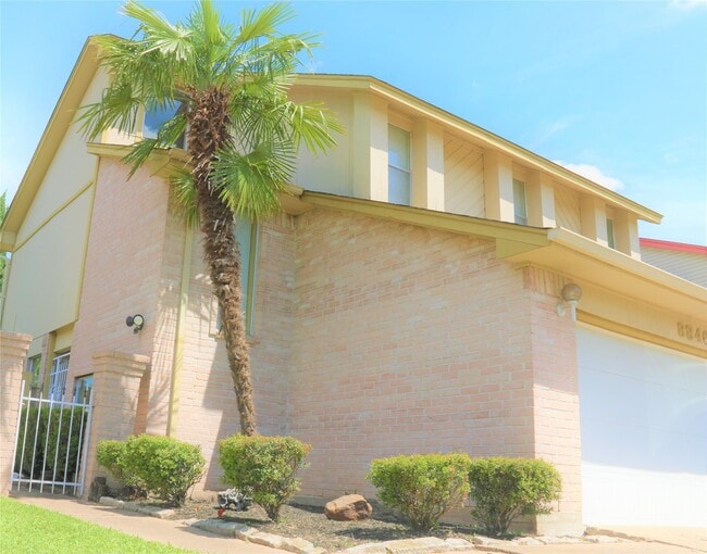 property at 8846 N Rylander Cir