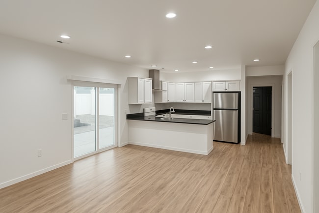 119 Grant Dr, Unit A