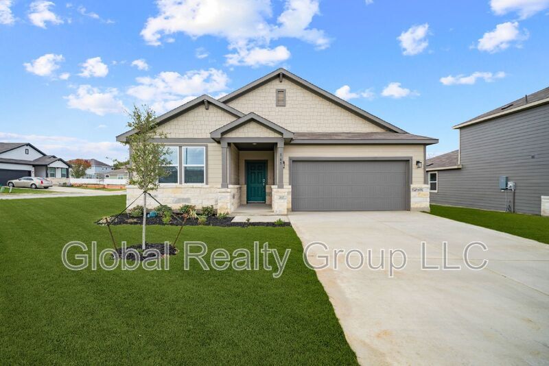 165 Bella Rosa Trl in Cibolo, TX - Building Photo