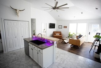 616 Vista Lake Dr in Manteo, NC - Building Photo - Building Photo
