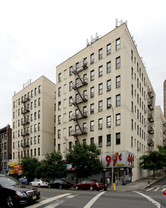 115-127 Nagle Ave in New York, NY - Building Photo