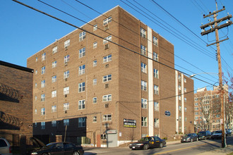 310 Oak in Cincinnati, OH - Foto de edificio - Building Photo