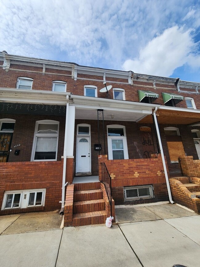 property at 1664 Cliftview Ave
