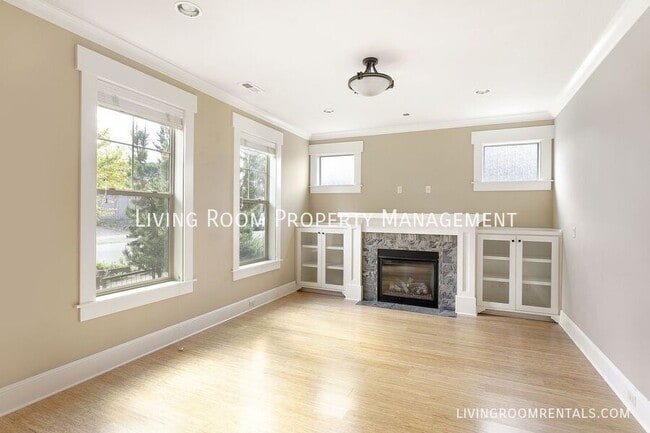 2635 NE Sumner St in Portland, OR - Building Photo - Building Photo