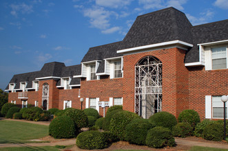 North Gate Apartments in Anderson, SC - Building Photo - Building Photo