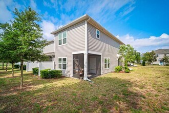 1255 Beach Dune Dr in Jacksonville, FL - Building Photo - Building Photo
