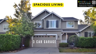 18513 38th Dr SE in Bothell, WA - Building Photo