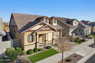 2527 S Quaintance St in Gilbert, AZ - Building Photo - Building Photo