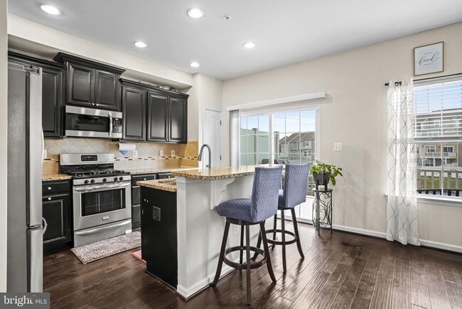 property at 5412 Spotswood Pl