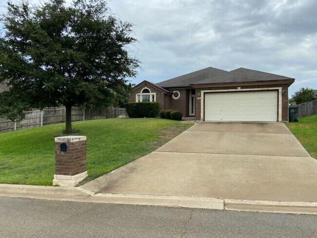 1012 H K Allen Pkwy in Temple, TX - Building Photo - Building Photo