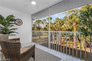 620 Luisa Ct in Naples, FL - Building Photo
