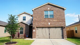 10510 Pine Landing Dr in Houston, TX - Building Photo