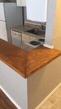 9809 Walnut St, Unit E305 in Dallas, TX - Building Photo - Building Photo