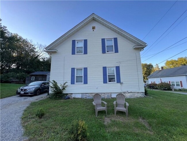 53 Kennedy Ln in Burrillville, RI - Building Photo - Building Photo