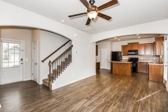 37 Samuel Way in Cartersville, GA - Building Photo - Building Photo