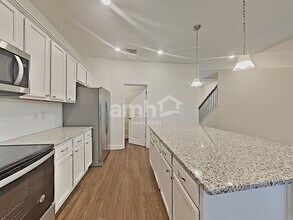 310 Pine Terrace Dr in Ruskin, FL - Building Photo - Building Photo