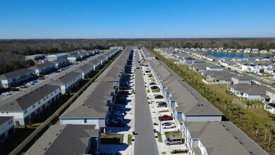 2426 Skyline Lp in Kissimmee, FL - Building Photo - Building Photo