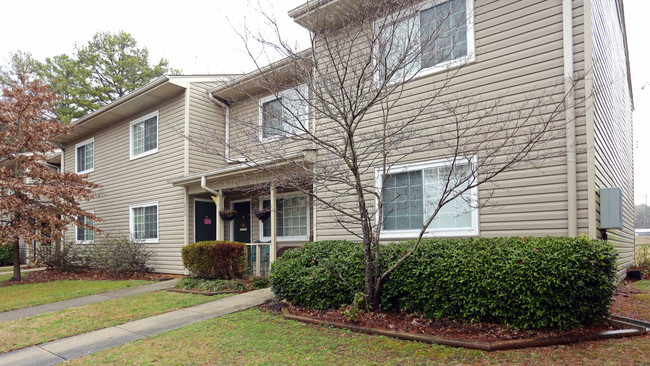 Chalkville Manor Apartments in Birmingham, AL - Foto de edificio - Building Photo