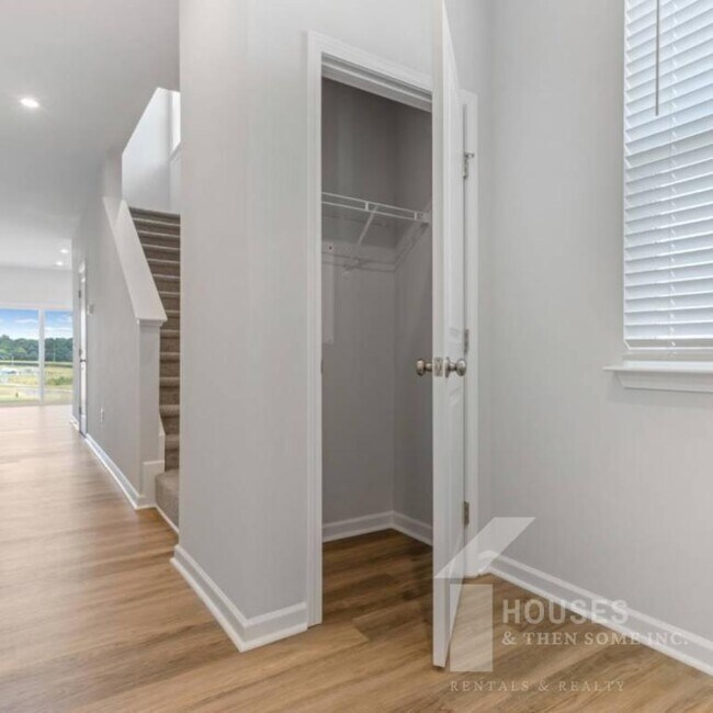 100 Randwick Ln in Greer, SC - Building Photo - Building Photo