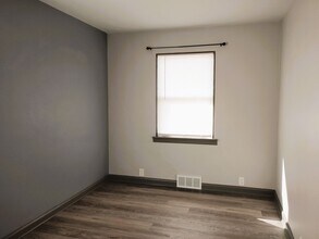 1709 Jay Ave in Belleville, IL - Building Photo - Building Photo