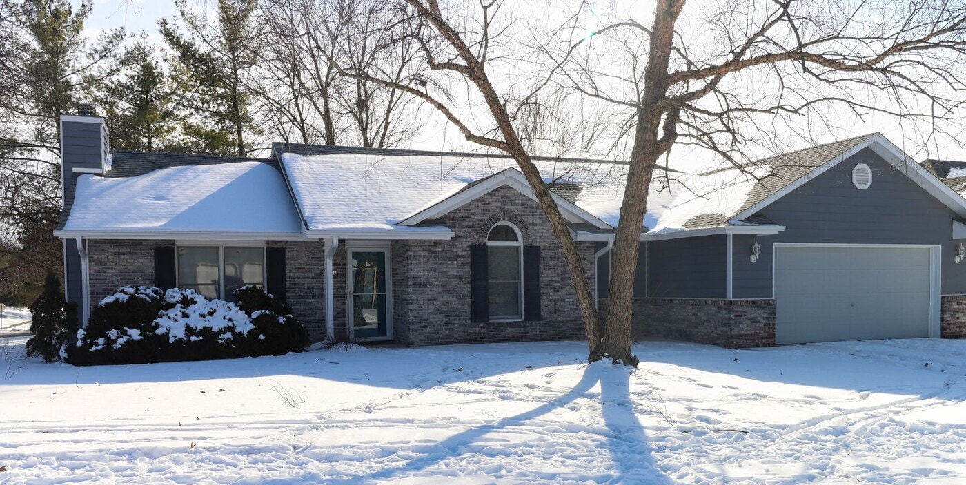 2000 Wynfield Dr in Columbia, MO - Building Photo