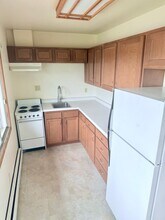 1143 W Carriage Dr in Whitewater, WI - Building Photo - Building Photo