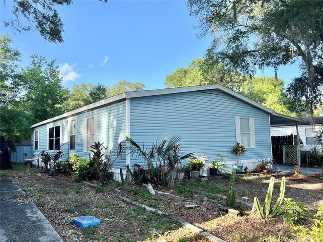 10532 Bay Hills Cir in Thonotosassa, FL - Building Photo - Building Photo