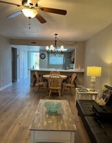 1200 5th Ave N in Surfside Beach, SC - Building Photo