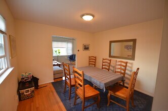 28 Riverside Dr in Fairfield, CT - Building Photo - Building Photo